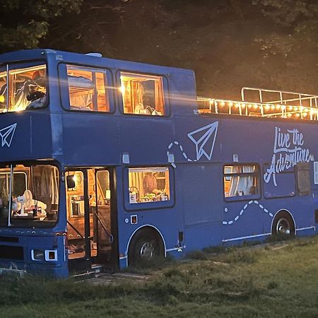 Delightful 2 Bed Double Decker Bus With Hot Tub Hotel Uckfield Buitenkant foto