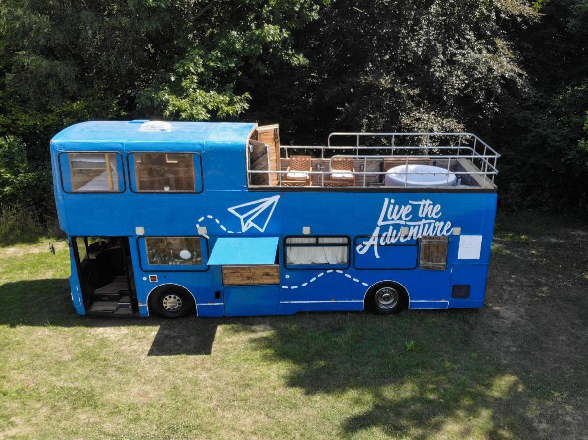 Delightful 2 Bed Double Decker Bus With Hot Tub Hotel Uckfield Buitenkant foto